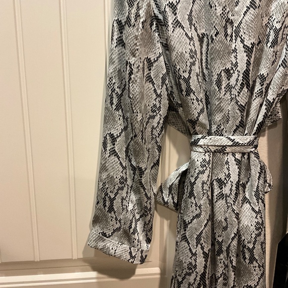 Snake print cardigan/duster - Picture 8 of 9